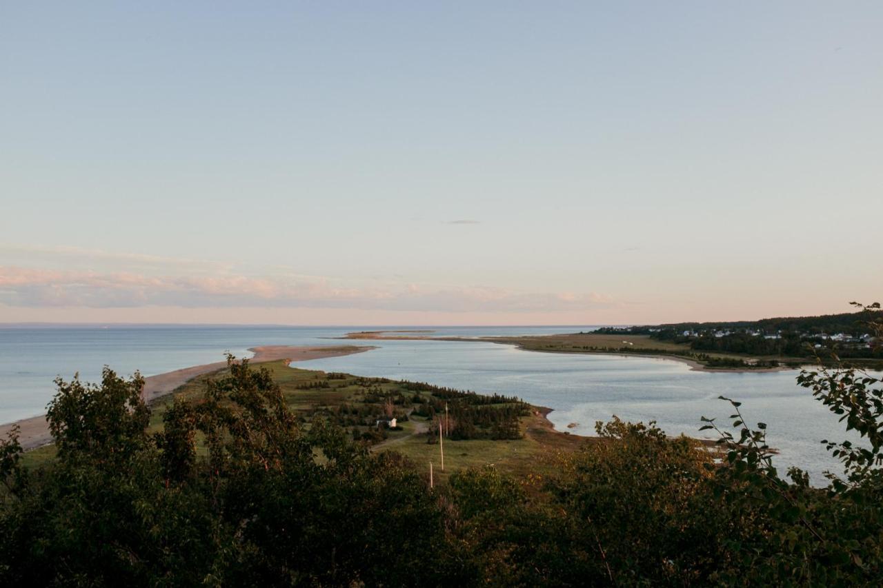 Gite La Maree Portneuf Sur Mer Екстериор снимка