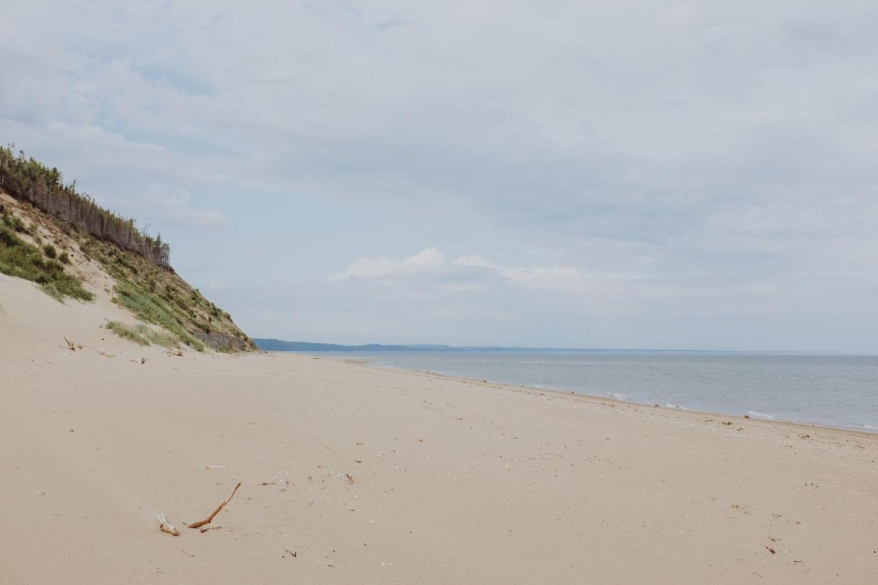 Gite La Maree Portneuf Sur Mer Екстериор снимка
